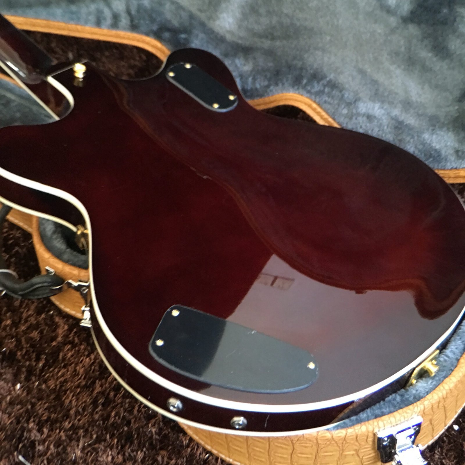 Made in China with postage Dark brown Epiphone - Image 3