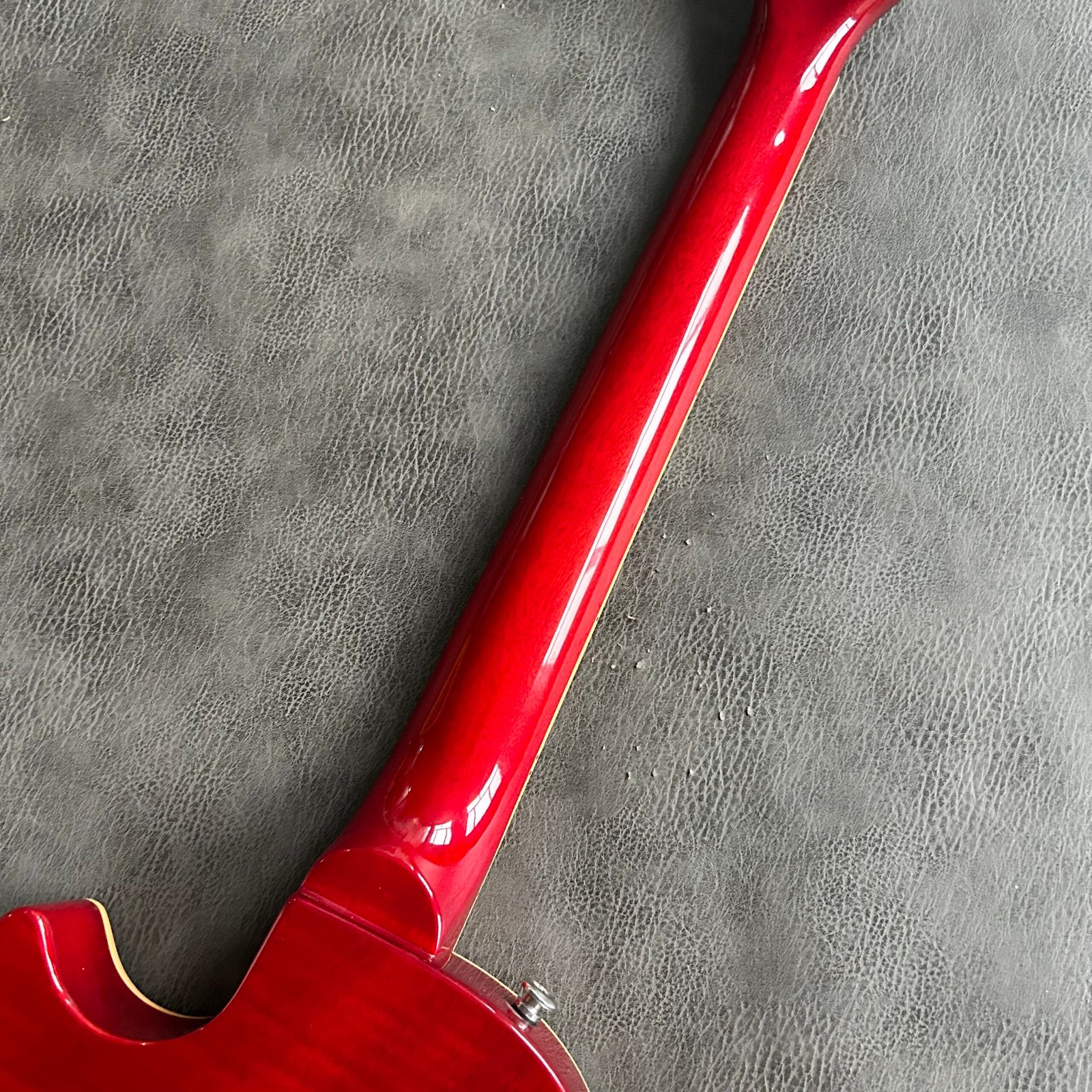 Made in China with postage grimace, horizontal stripes, ox bone, round head and pinsilk eyelet bridge - Image 7