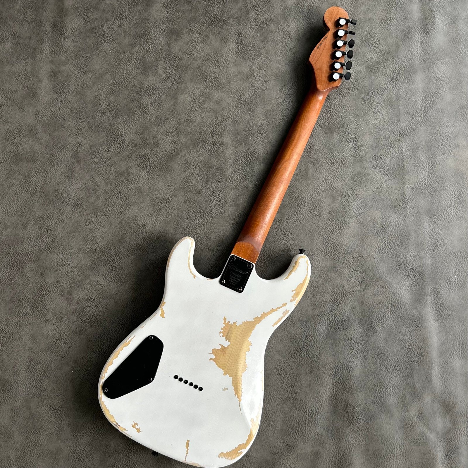 Made in China with postage Wear strings after making old white ST - Image 5