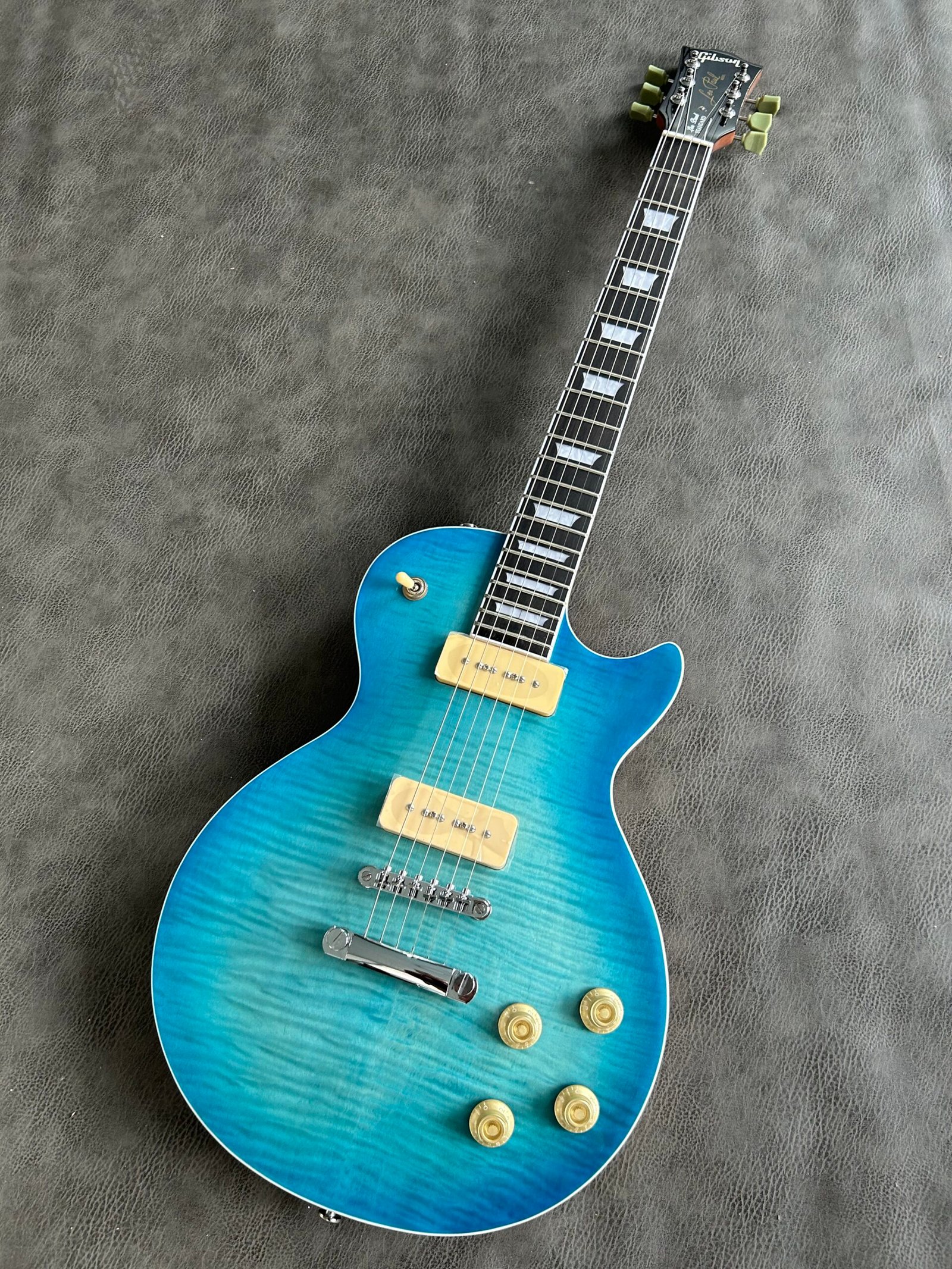 Made in China with postage Blue denier P90