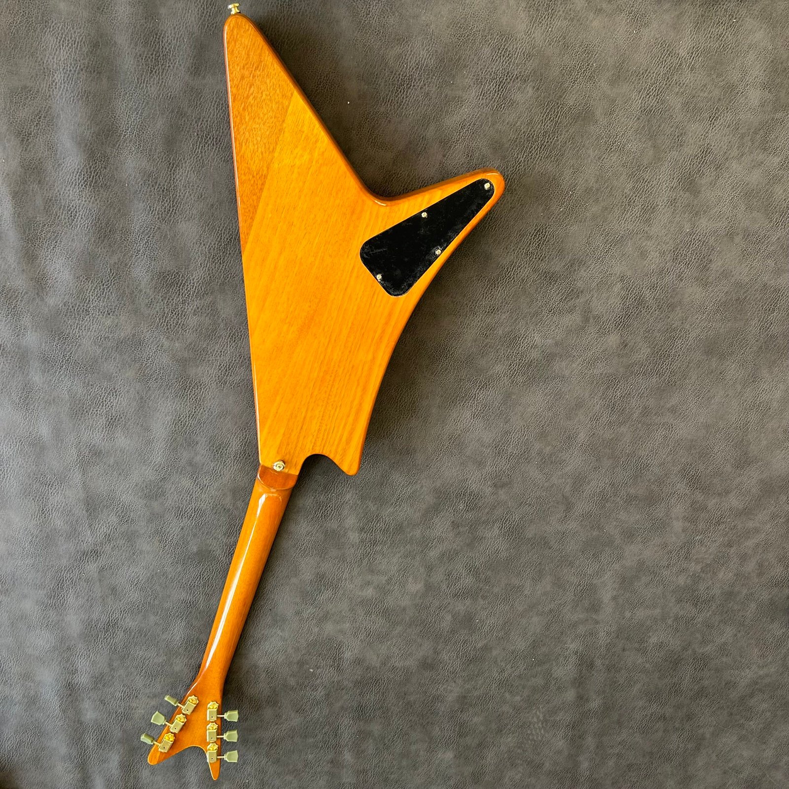 Made in China with postage Alien V-head - Image 5