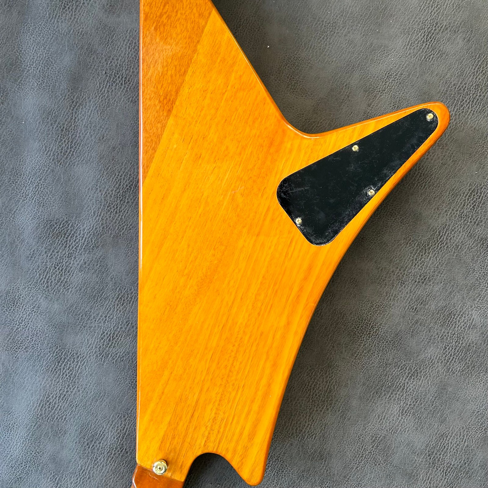 Made in China with postage Alien V-head - Image 6