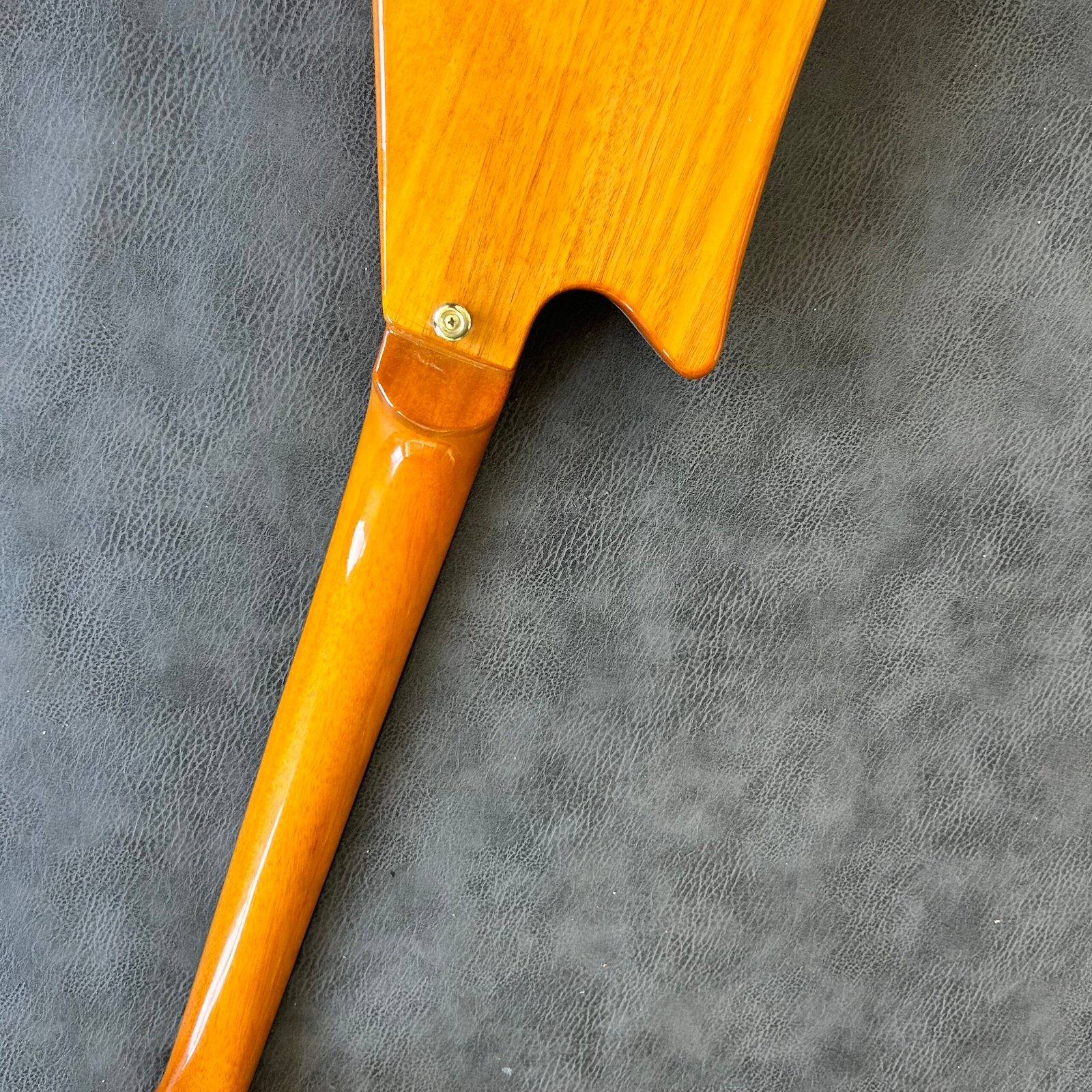 Made in China with postage Alien V-head - Image 7