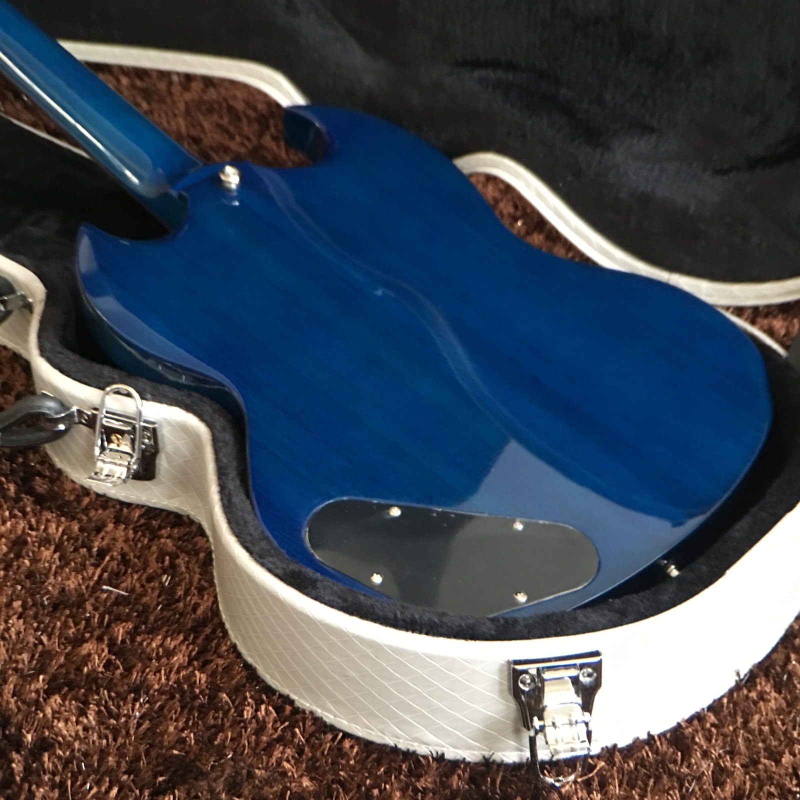 Made in China with postage Blue electric guitar - Image 6