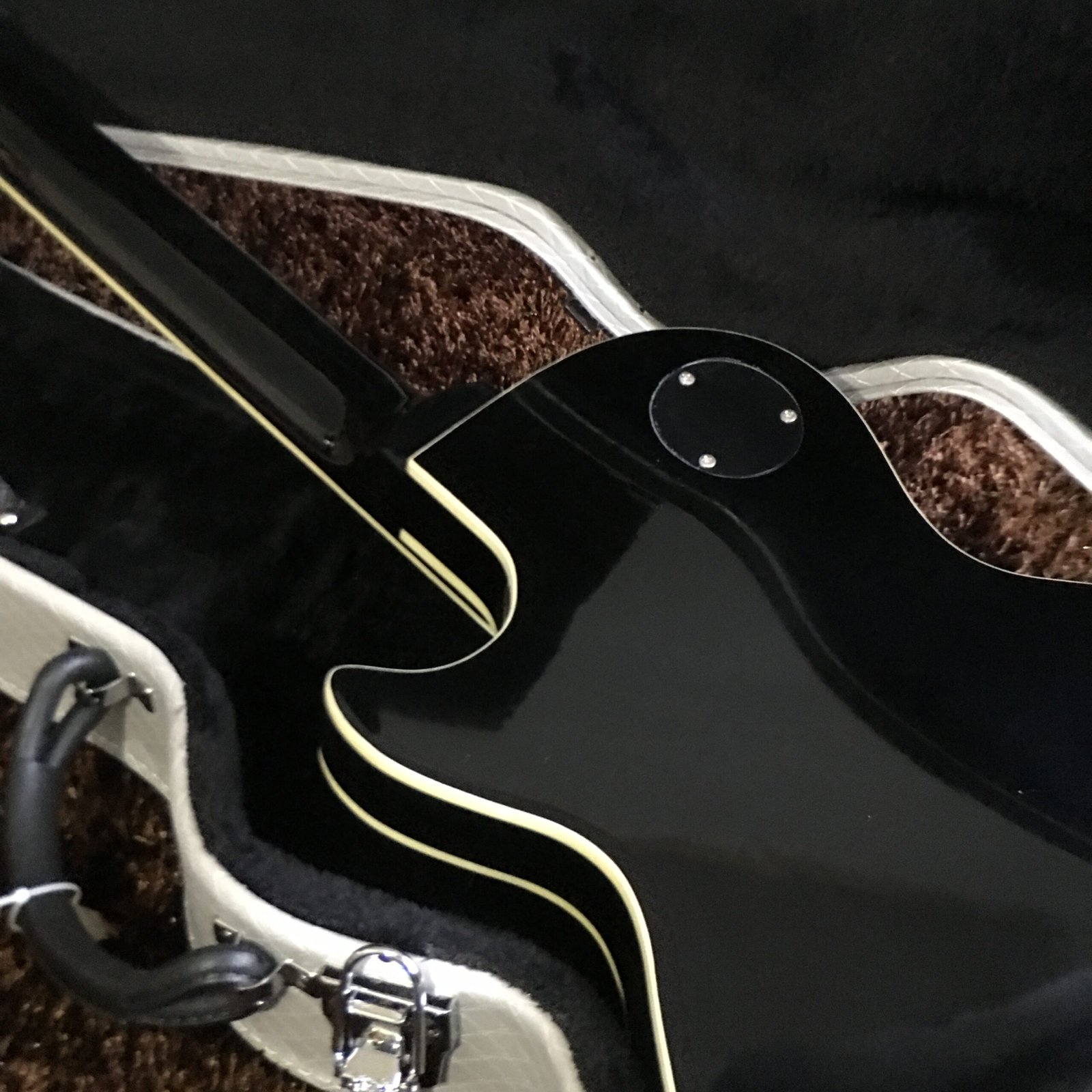 Made in China with postage Off-white Dusenberg - Image 6