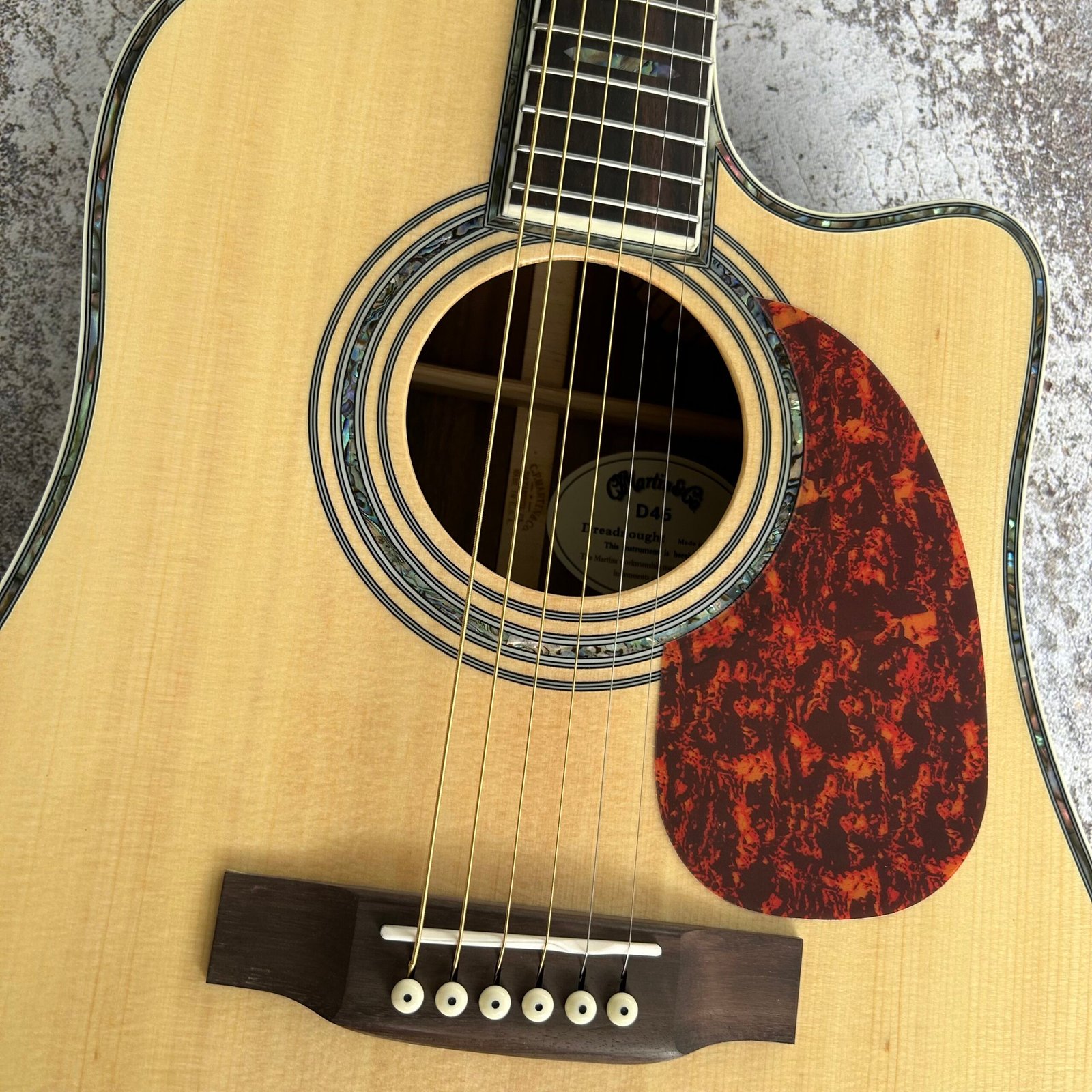 Made in China with postage Martin D45 lack angle spruce with single rosewood side. Ribbon wrapping. 900 - Image 2