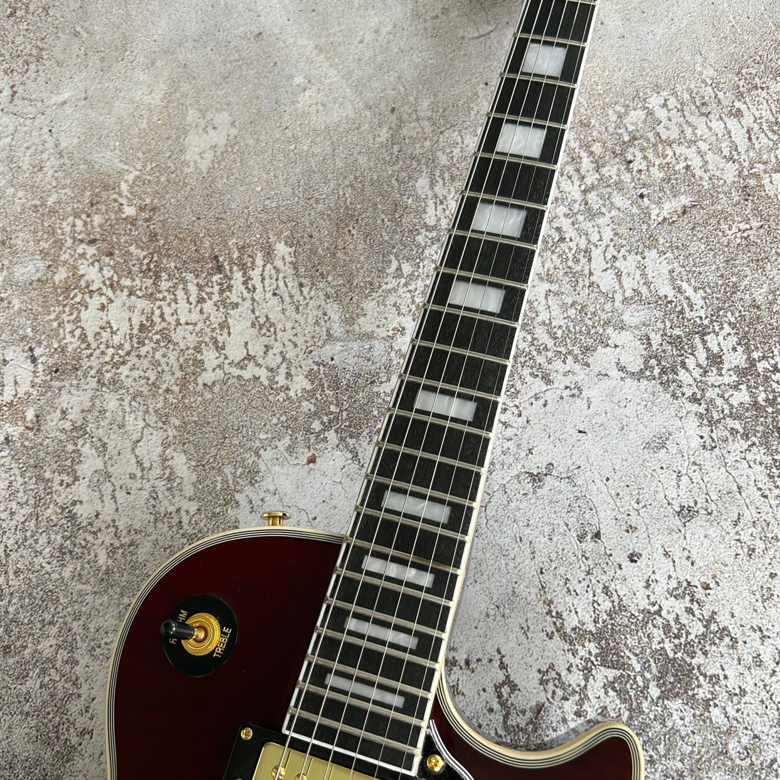 Made in China with postage Wine Red Tiger Card Si Tong 278 - Image 4