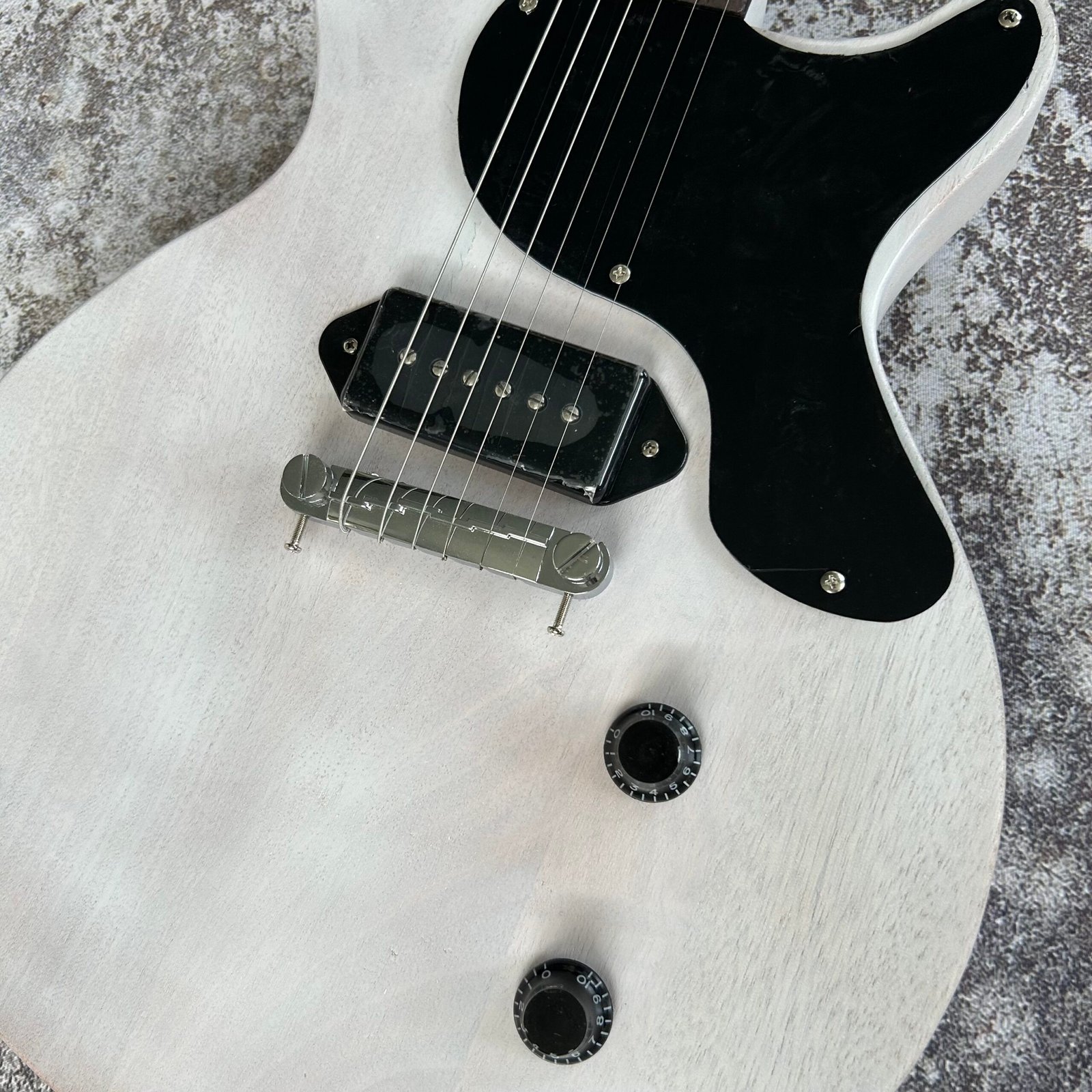 Made in China with postage Make an old white Sturdy 266 - Image 5