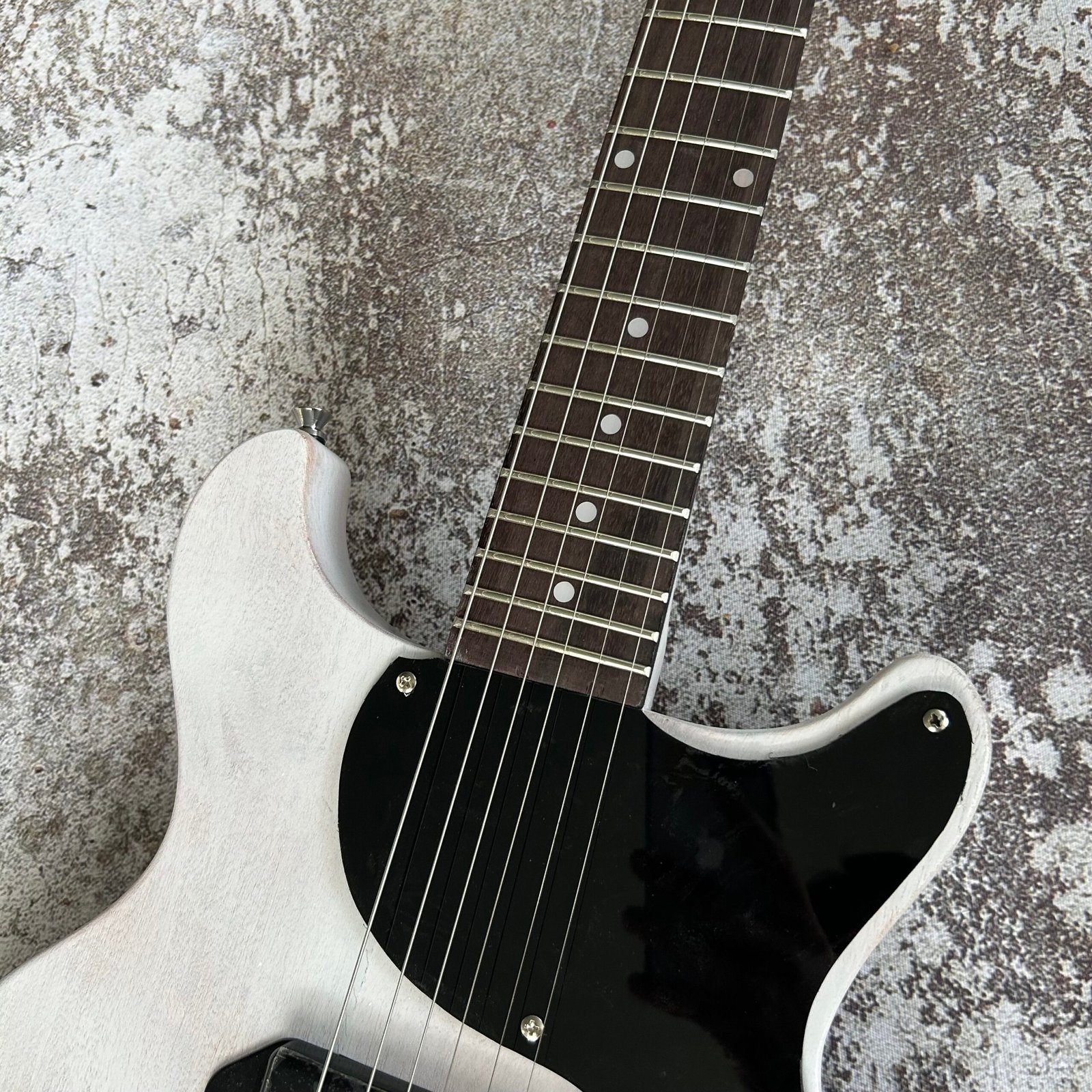 Made in China with postage Make an old white Sturdy 266 - Image 4