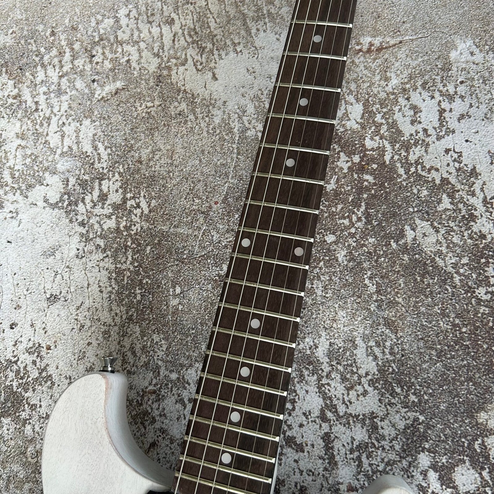 Made in China with postage Make an old white Sturdy 266 - Image 6