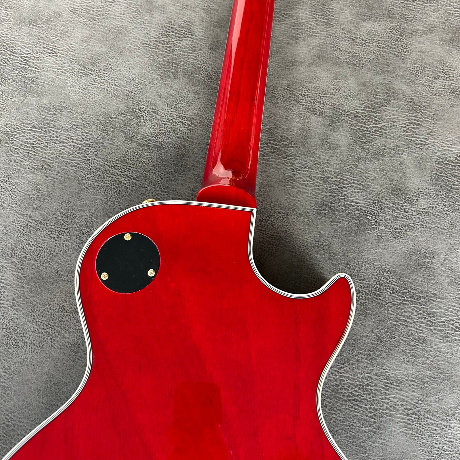 Made in China with postage Red card with tiger stripes on the left hand - Image 6