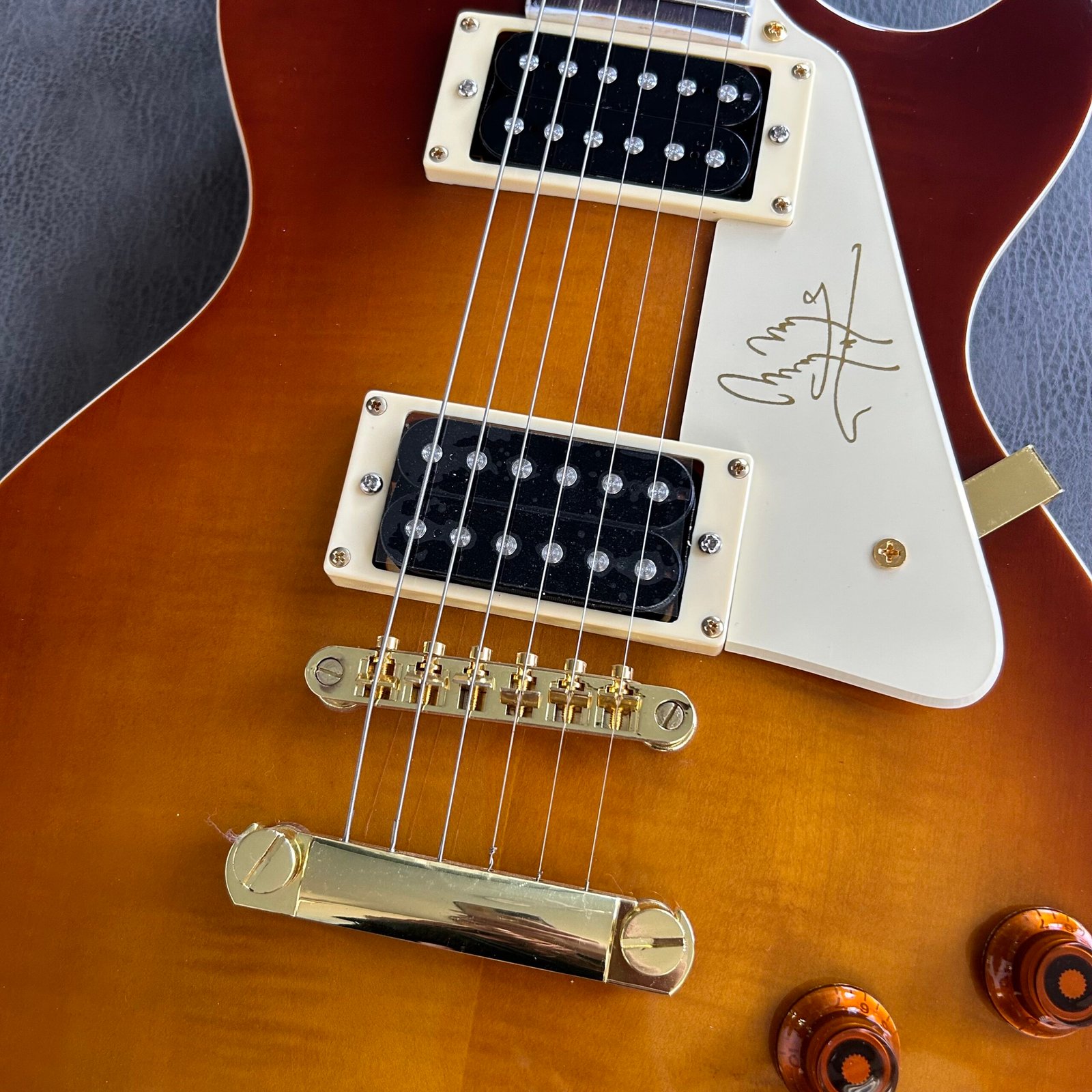 Made in China with postage After the gold piece, the brown card Si Tong - Image 3