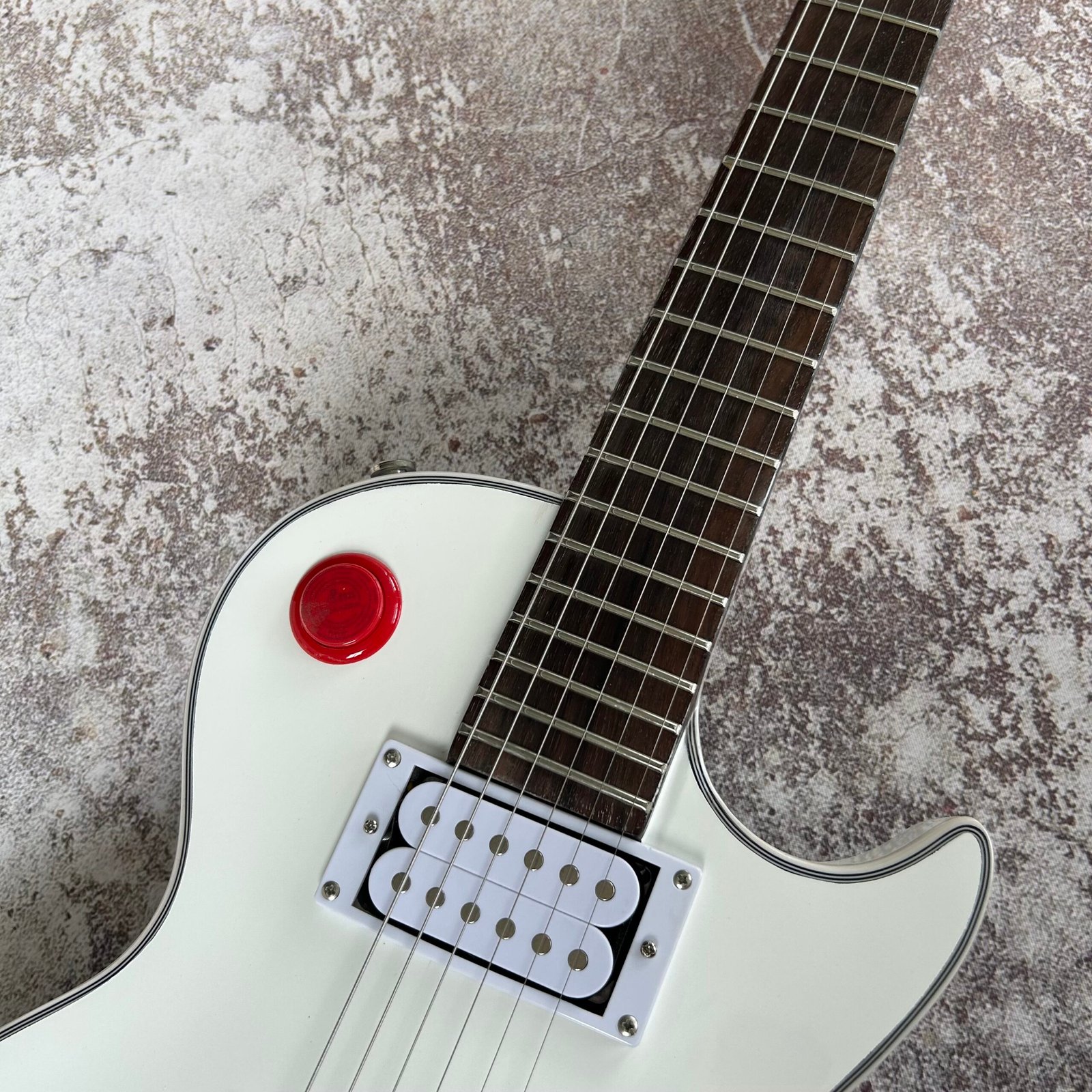 Made in China with postage White card red switch 309 - Image 2