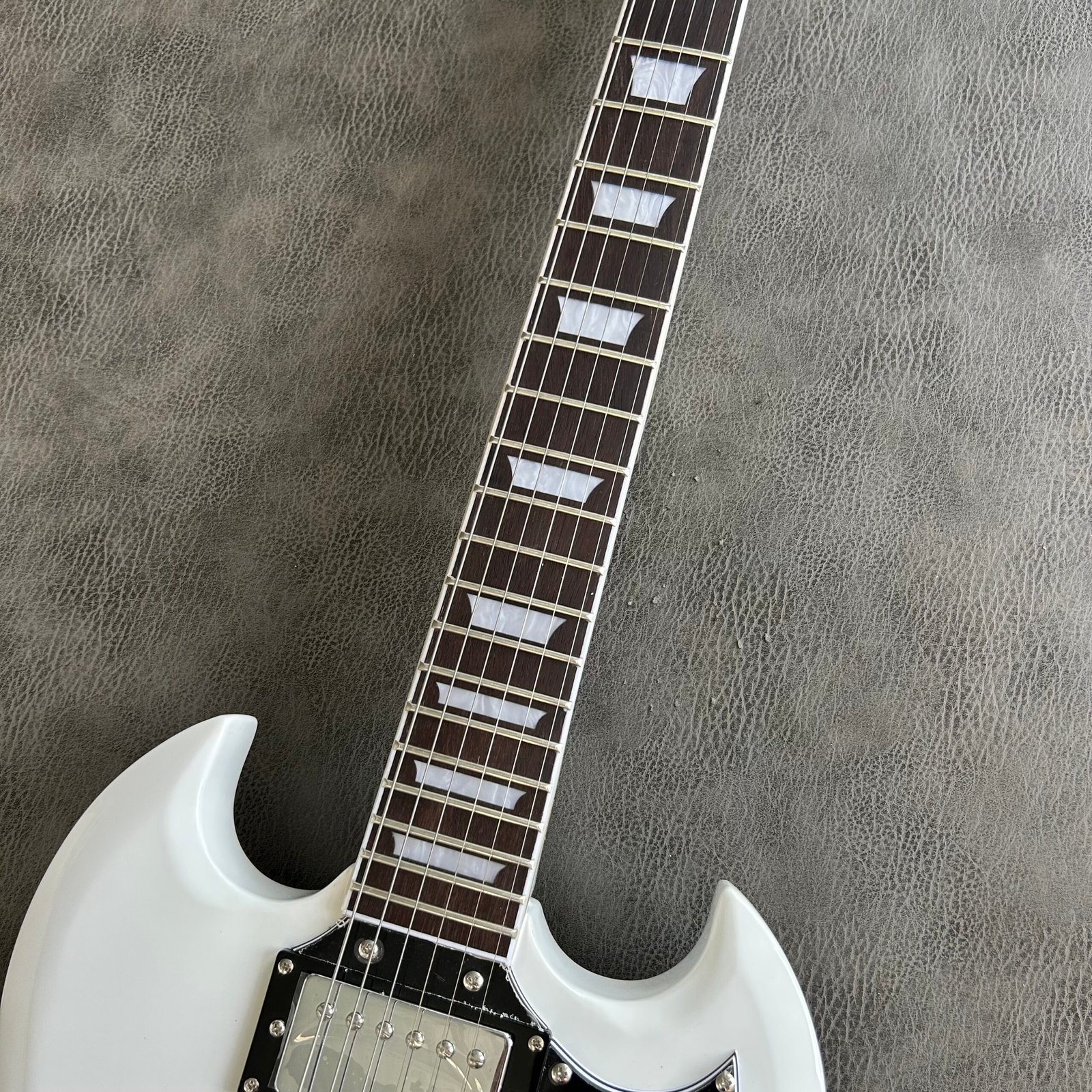 Made in China with postage White SG Eye Bridge - Image 4