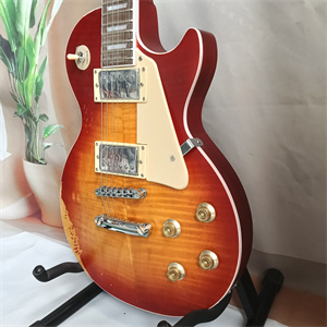 Vintage Relic Cherry Sunburst Les Paul Electric Guitar, Dual Humbucker Pickup Configuration, Flame Maple Top & Chrome Hardware - Image 4