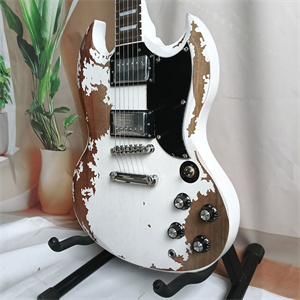 Vintage Relic White SG Electric Guitar, Dual Humbucker Pickups, Black Pickguard & Chrome Hardware - Image 4