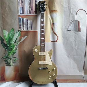 Vintage Relic Goldtop Les Paul Electric Guitar, Dual P90 Pickup Configuration, Aged Finish & Chrome Hardware
